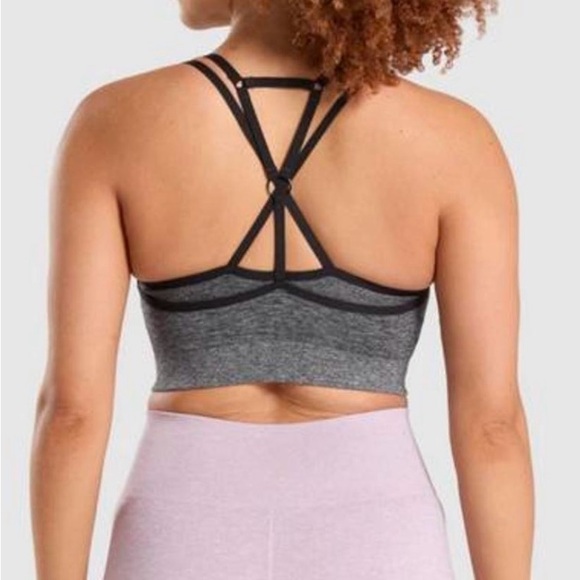 Gymshark Sports Bra - Picture 5 of 8